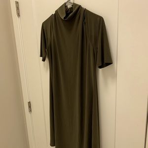 Mock Neck Cold Shoulder Tunic